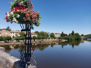 Maisons de vacances Charming two bedroom gite with beautiful gardens : photos des chambres