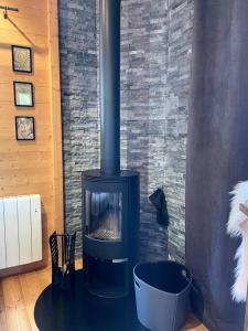 Chalets Cabane perchee avec sauna en pleine nature : photos des chambres