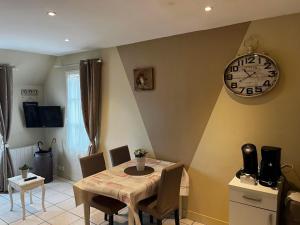 Appartements Aux Cottages du port Honfleur : photos des chambres