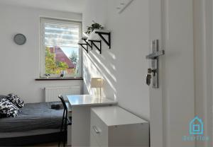 Batory Room - Peaceful Retreat, 10 Minutes to Gdańsk Old Town & Seaside