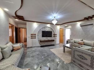 Appartement Luxe Tanger, 3chambres, Clim, WIFI et Grande Terrasse