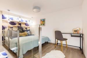 NEW! Central Location Flat by the Synagogue