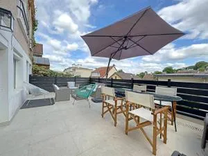 Appartement cosy avec belle terrasse - 勒普莱西罗班松