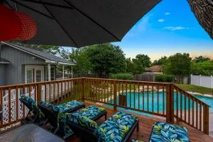 Serene Family Retreat King Beds Pool Hot Tub and Games - Cedar Park