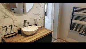 Appartements STUDIO VACANCES vue sur Mont Joli Bois : photos des chambres