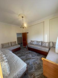 Thara Youssef City Gate