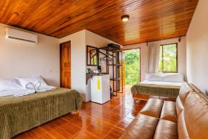 Chateau Arenal Hotel & Restaurante