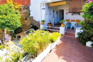 La Casa del Barranco que mira al Pico