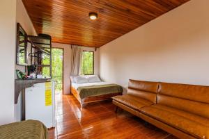 Chateau Arenal Hotel & Restaurante