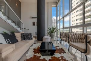 Modern 3BR duplex Apt. Great view and location