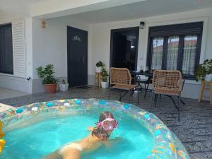 The White House - 3hvězdičkové hotely ve městě Divjakë