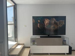 Room in 4 bedroom penthouse with stunning patio