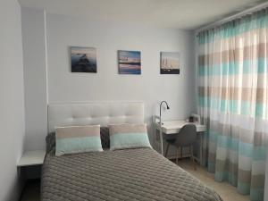 Room in 4 bedroom penthouse with stunning patio