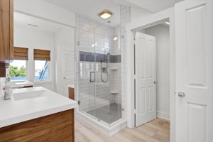 Beachcomber by Sea Scape Properties