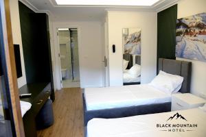 BlackMountain Hotel