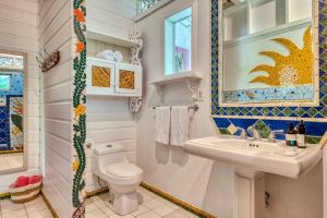 Colibri Caribbean Cottage, hermosa y amplia casa a pasos de una exótica playa con piscinas naturales