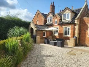 Old School - Hollesley