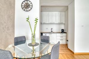 Luxury Main Square apartment by MN Property