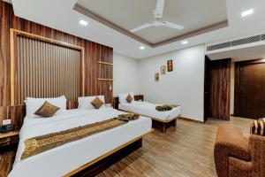 The Royal Melange Beacon