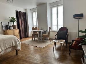 Appartements Superbe appartement confort entre terre et mer plein centre-ville : photos des chambres
