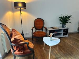 Idéal couple & pro centre calme, wifi, proche gare