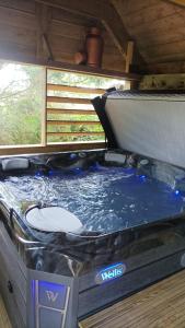 Maisons de vacances Gite Les Pampas Les Jardins de Kerellec 20min de la mer 2 a 4 personnes jacuzzi et terrasse : photos des chambres