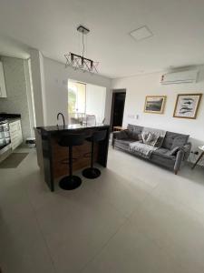 Condomínio Wembley Tenis Praia Das Toninhas J406