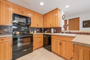 The Charter at Beaver Creek D4105