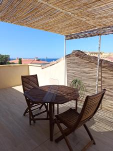 Penthouse 2 pièces avec terrasse vue mer à 150 m de la plage
