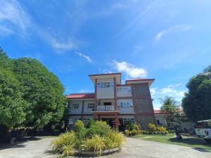 Robertos Resort