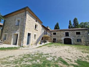 superbe logement privatif à côté de la via Rhona