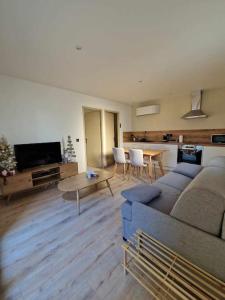 superbe logement privatif à côté de la via Rhona