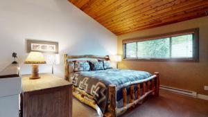 Bridgepoint Condo 24