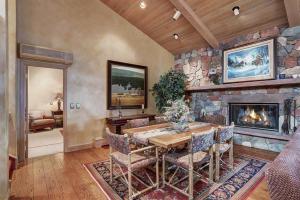 4 Bedroom Luxury Residence At World-Class Resort In Lionshead Village