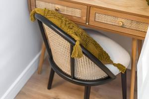 Bright and Airy Studio with Minimalist Charm