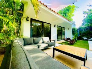 Villa junto al Mar Playacar fase 1