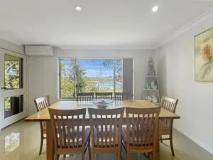 3 Bed Unit Amongst the Treetops in Batemans Bay - Durras