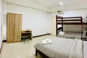 Skyzie nimman with airport pick up