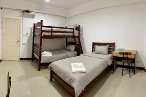 Skyzie nimman with airport pick up