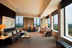 格林斯伯罗喜来登酒店 - 阿什伯勒