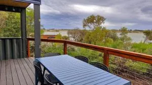 Clayton Bay Riverside Holiday Park - Milang