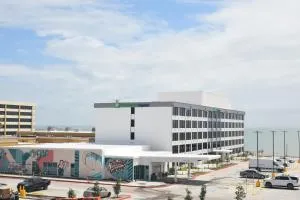 Holiday Inn Express Corpus Christi - Beachfront by IHG