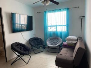 bonita casa cerca de la Alameda