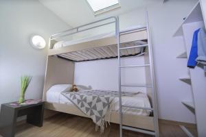 Appartement Duplex 3 Pièces 8 Personnes MAE-1031