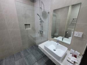 Royal Creek Golf Club And Resort