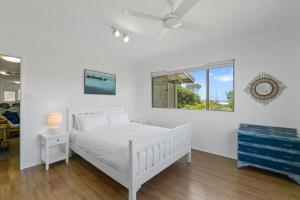 Classic Beach House on Surfside - Pet Friendly