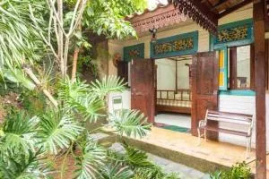 Vintage Room 1 in Joglo House By penggemarlawas - Kamparganya