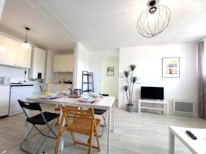 St-Quentin-en-Yvelines Plusieurs appartements avec parking : photos des chambres