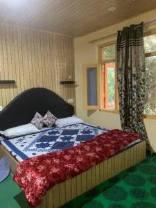 Shahjee lodge - Sonāmarg