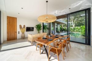 X9 Villa - 3BR Jungle Retreat in Ubud